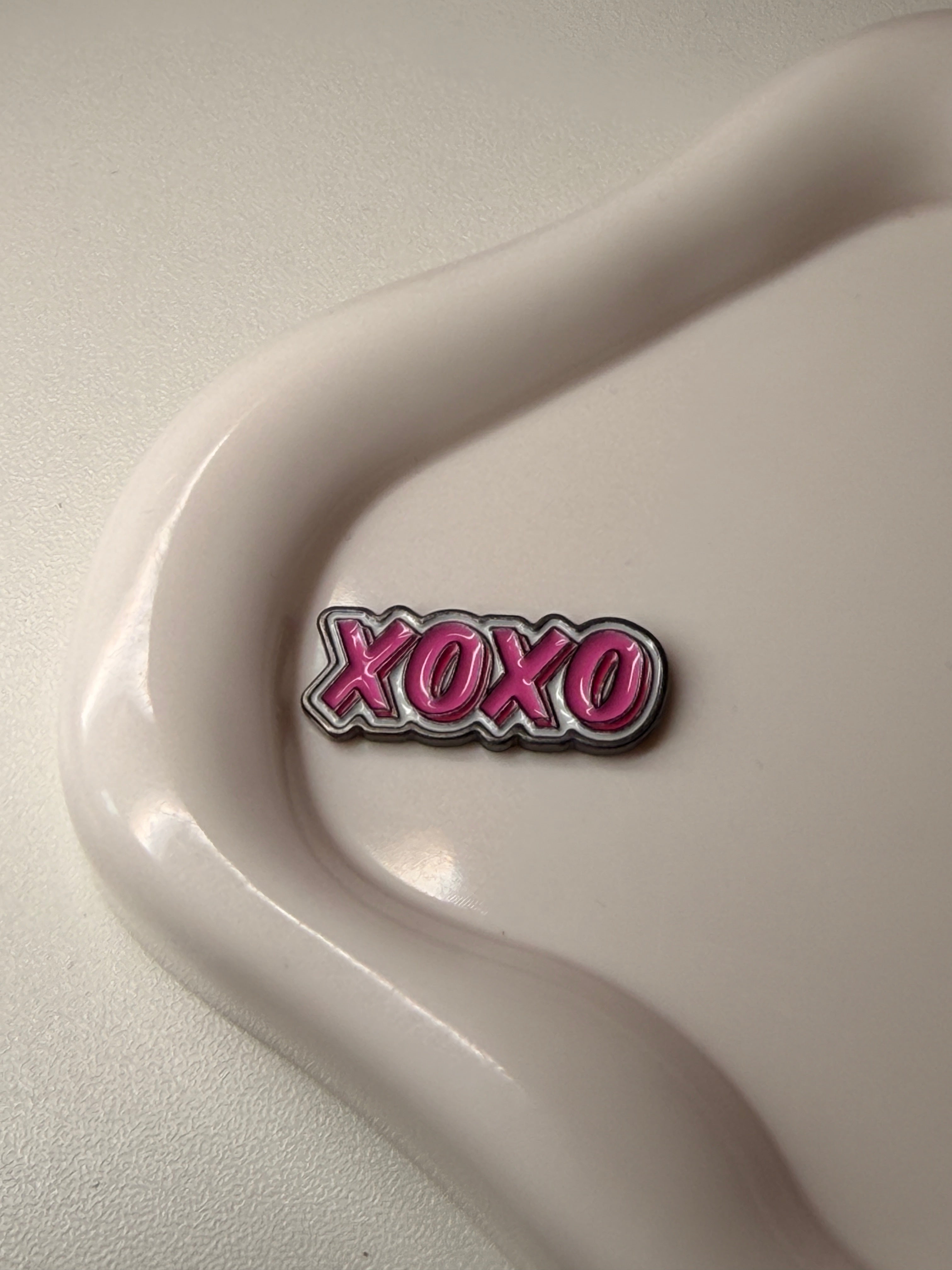 XOXO Metal Sticker